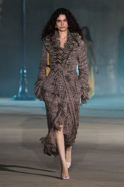 Look 23